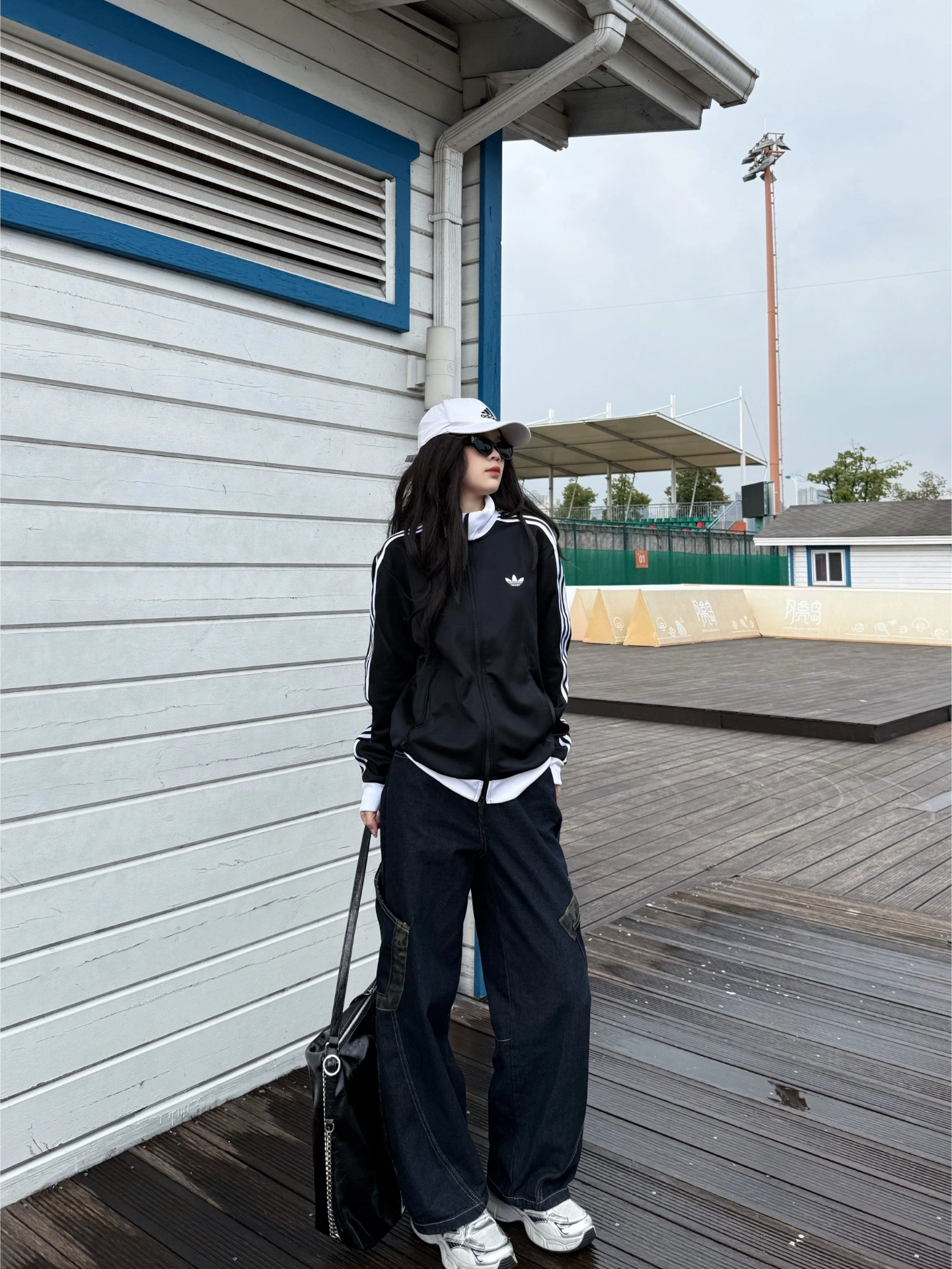 春秋松弛感穿搭首选 搭情侣装也超合适