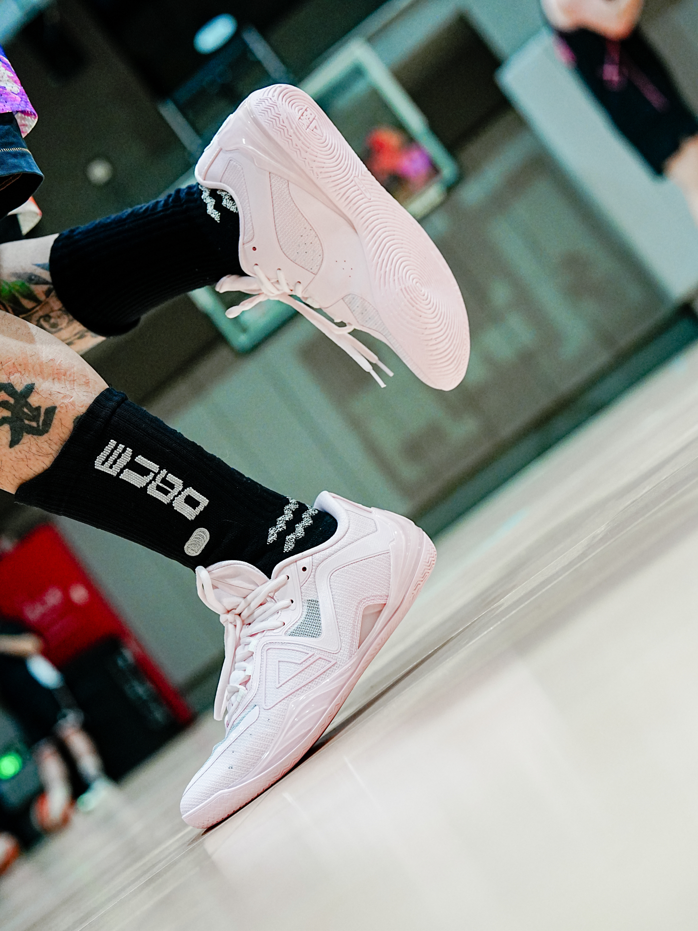 新鞋零时差｜无双竟然还有这个粉色？