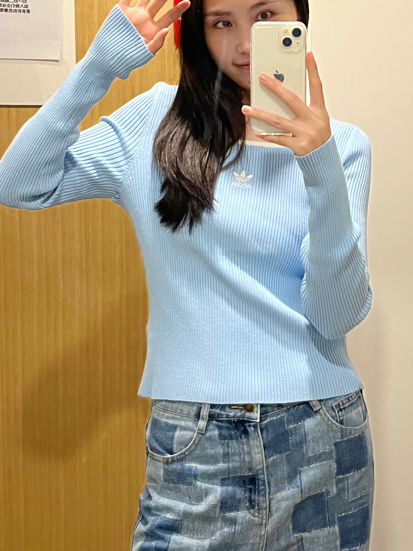 明星同款针织衫！baby蓝太戳少女心💙