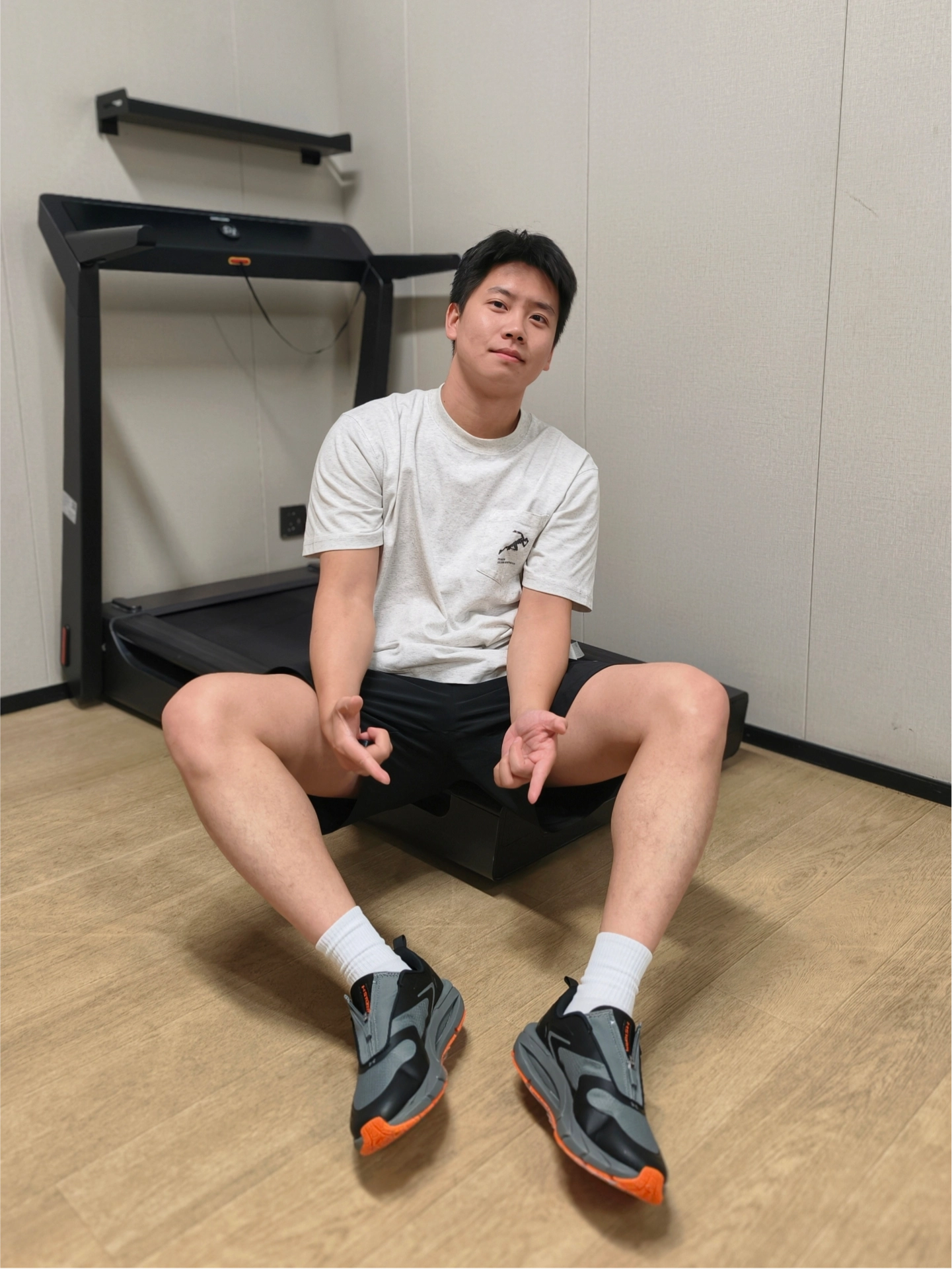 免系鞋带安德玛一键搞定运动休闲