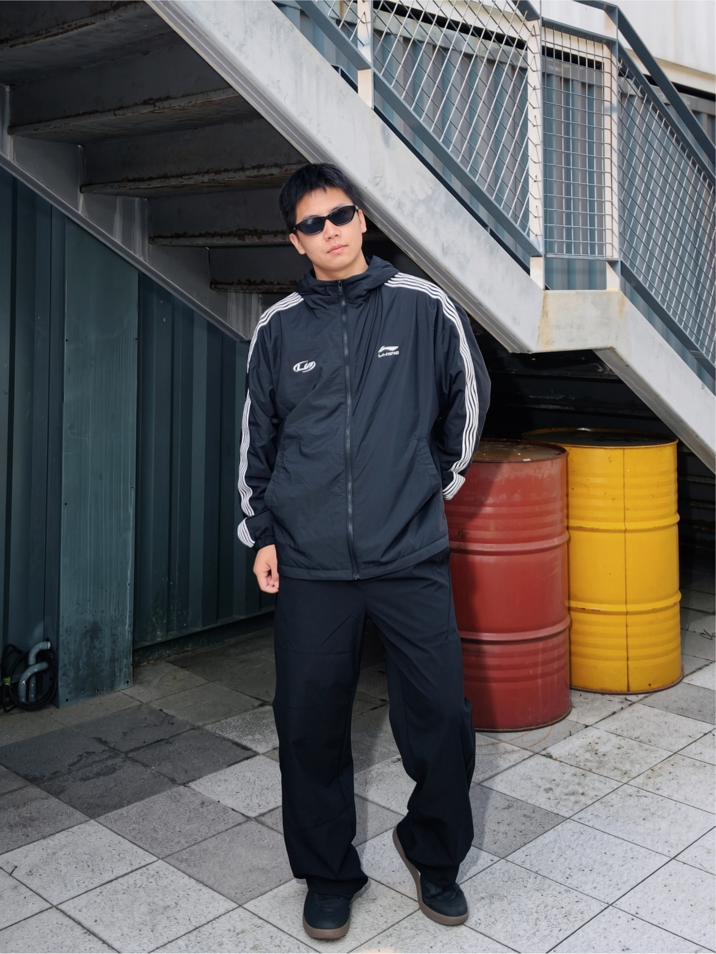 运动风也能穿出街头感，全靠它🕶