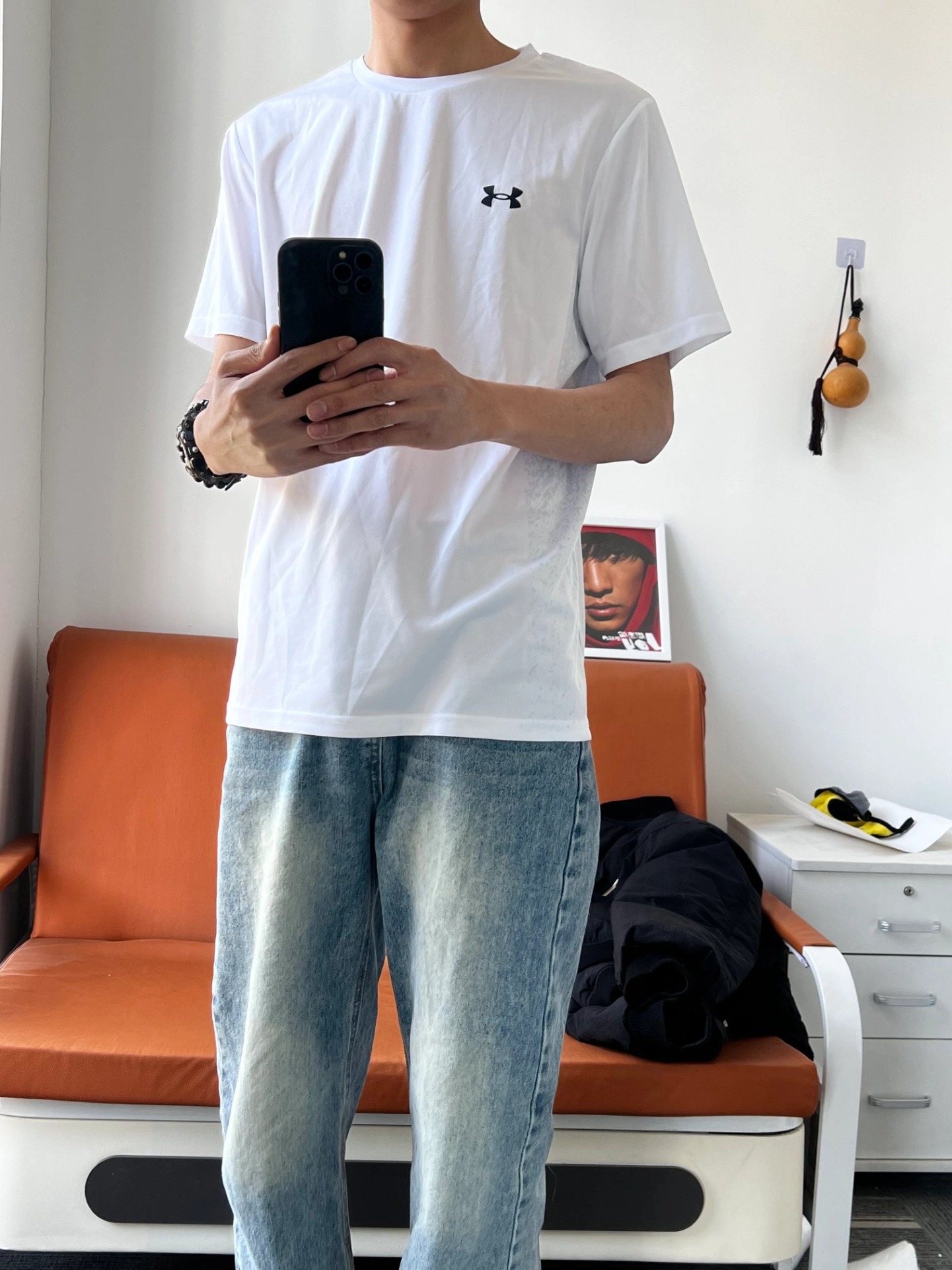 选来选去，还是白色的比较百搭哦