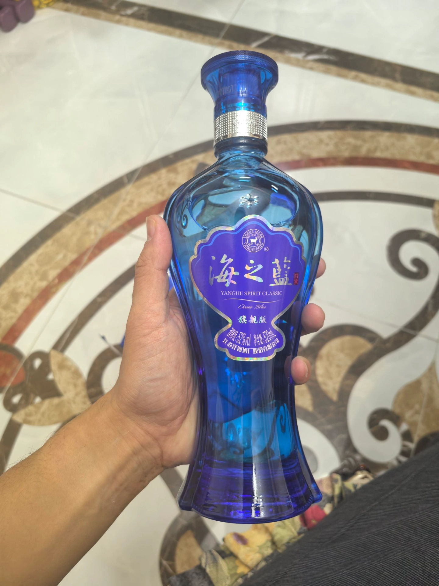 酒柜新宠！海之蓝真的可