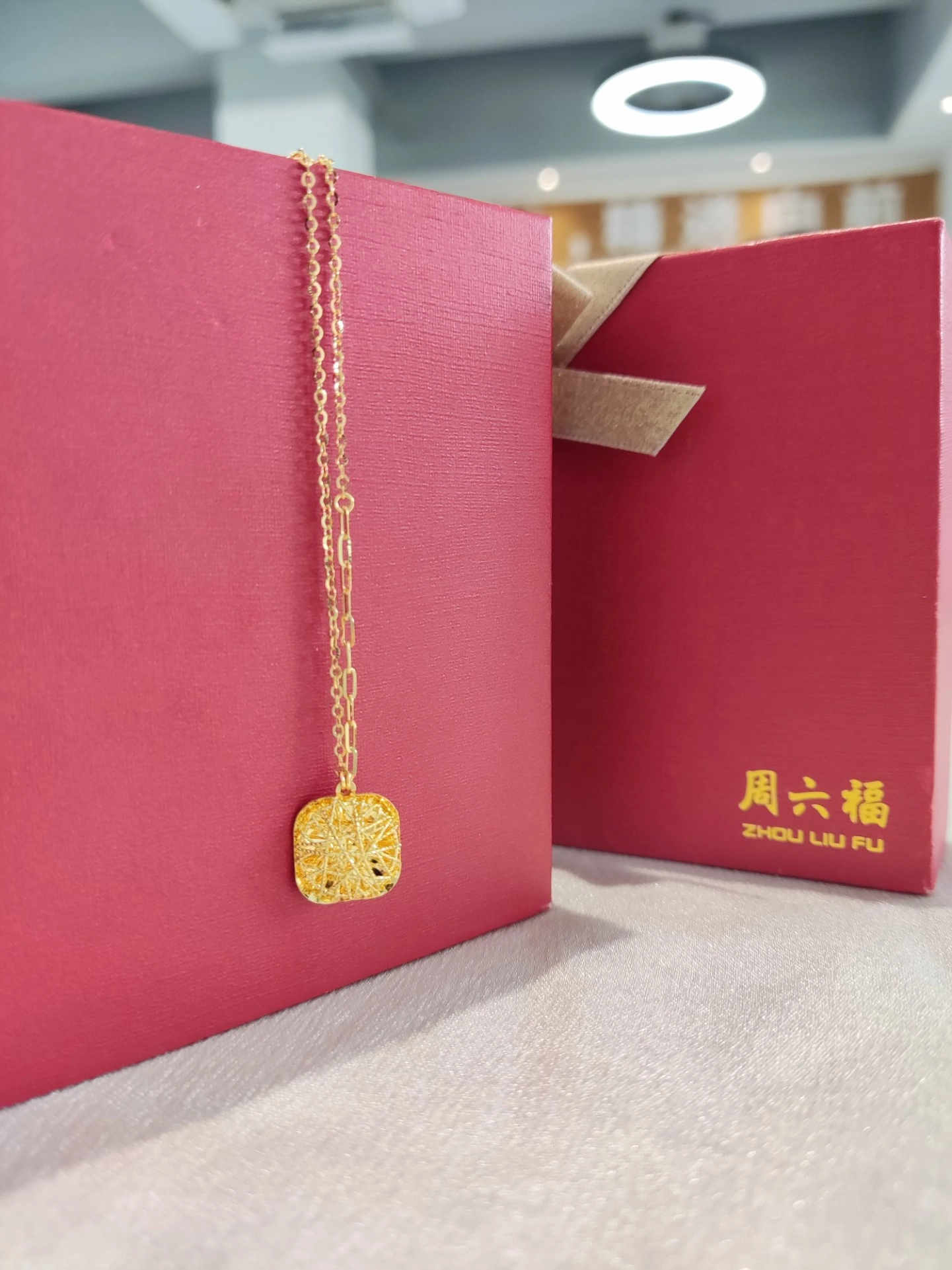 戴上就变贵气千金！这锁骨链好绝✨