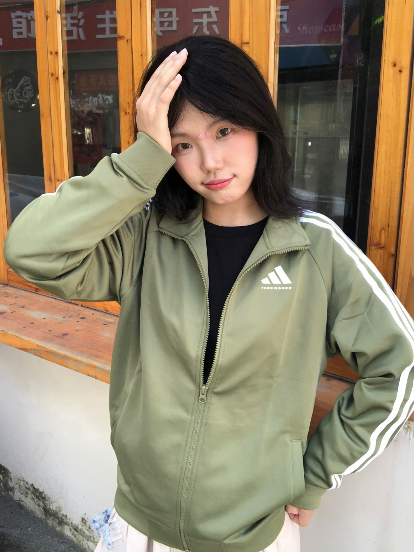 橄榄绿夹克好绝！显白又百搭🥑