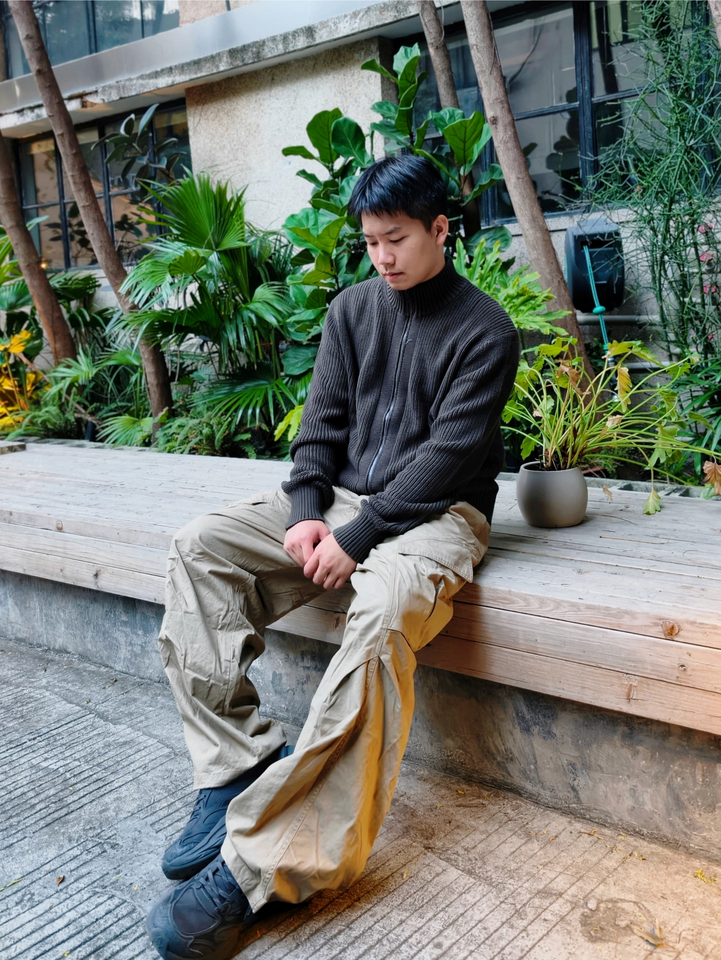 男生秋冬质感穿搭试试拉链针织衫