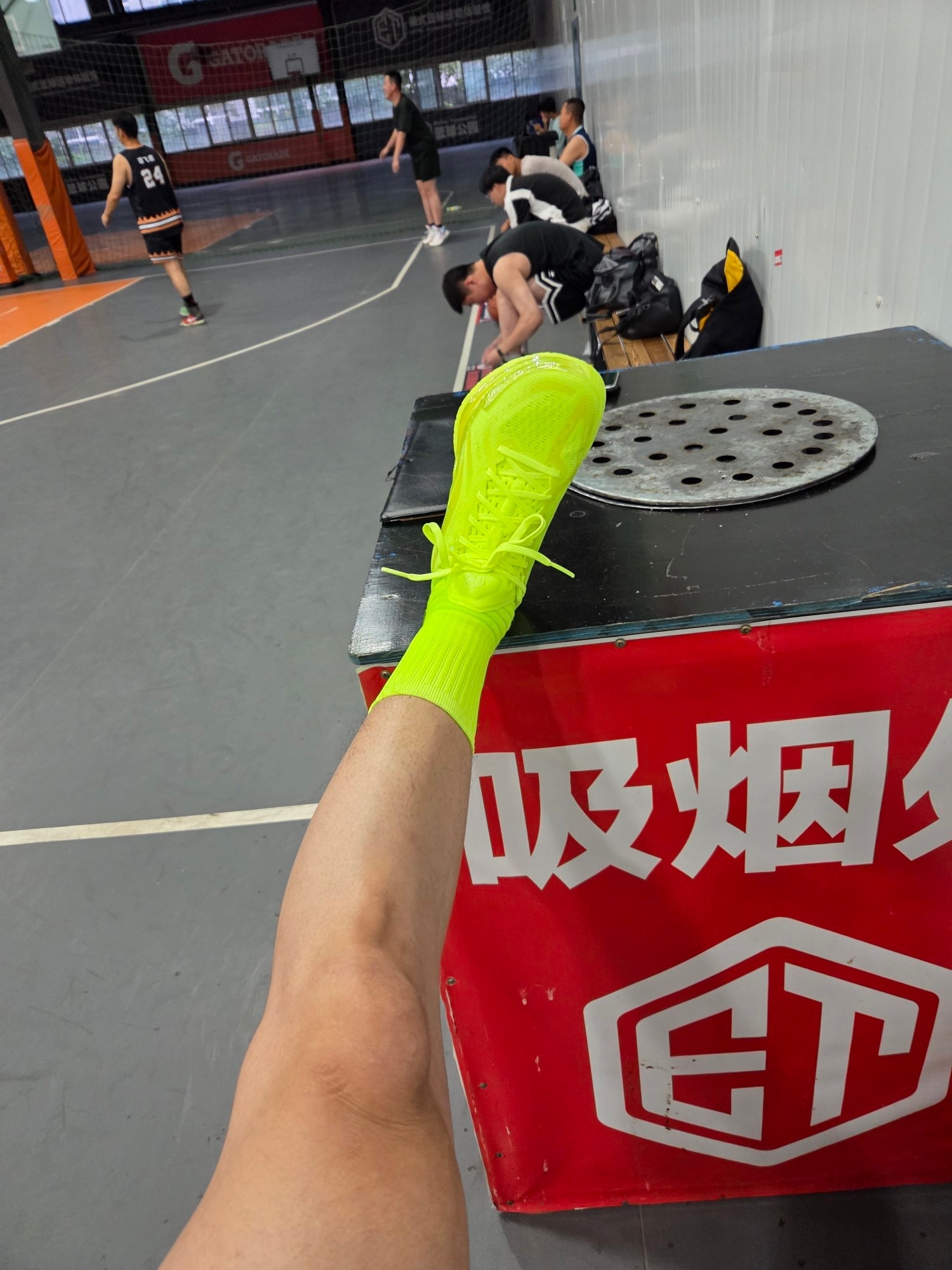 球馆实战这双鞋调整后舒服不少🏀