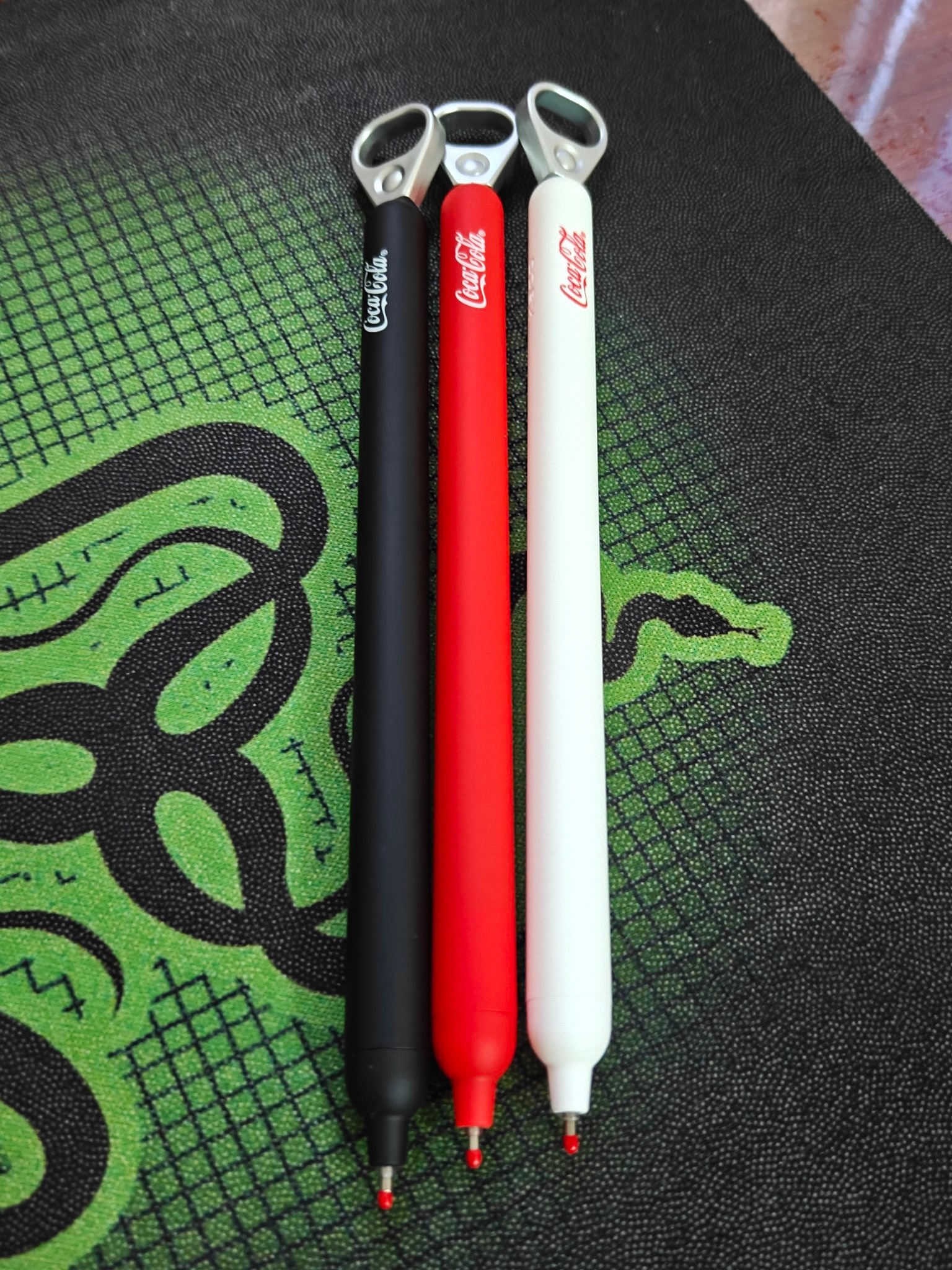 联名款拉环笔，书写解压两不误🥤
