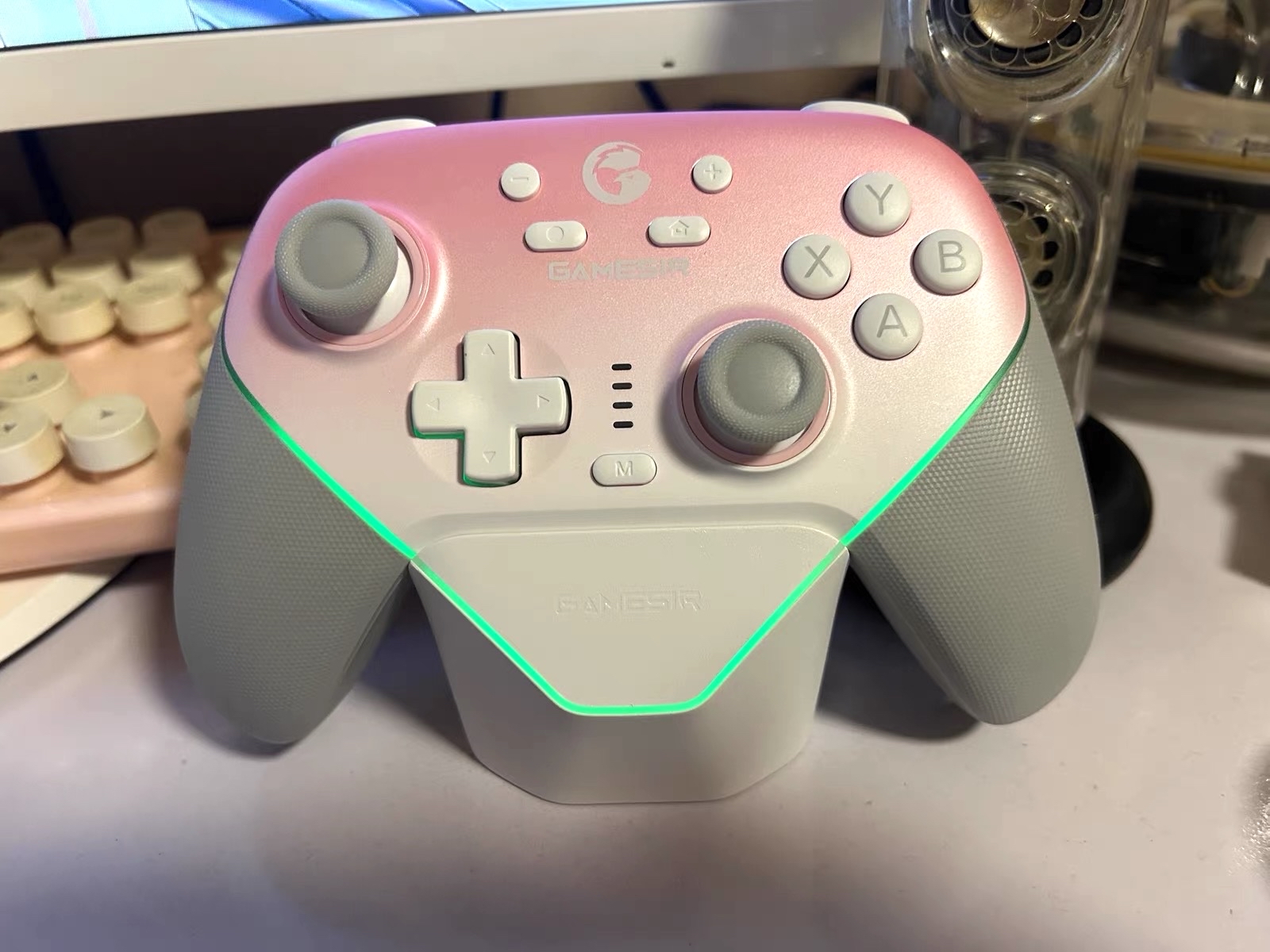 猛男粉游戏手柄，爱了爱了🎮