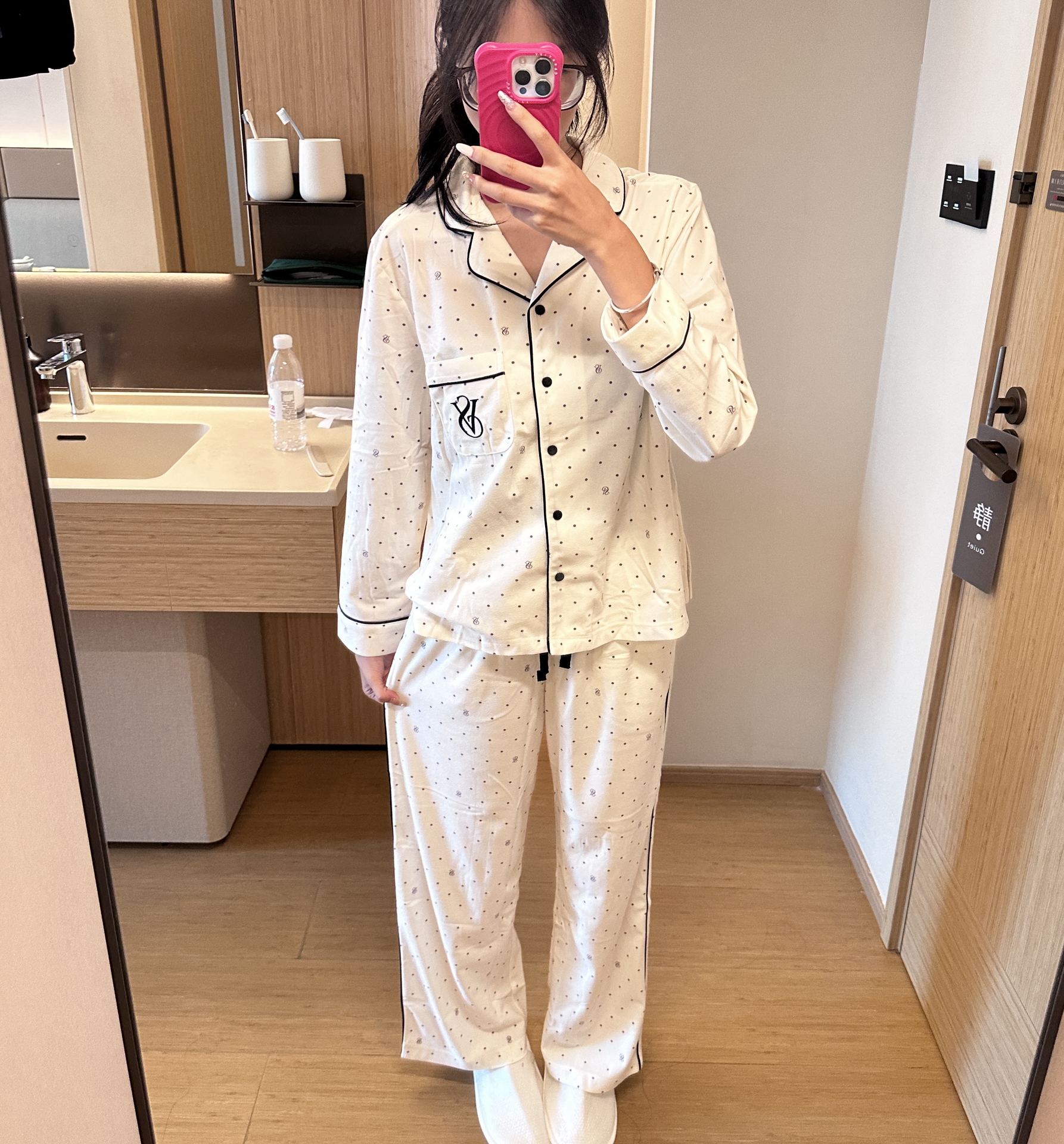 被男友送的睡衣戳中心巴啦💕