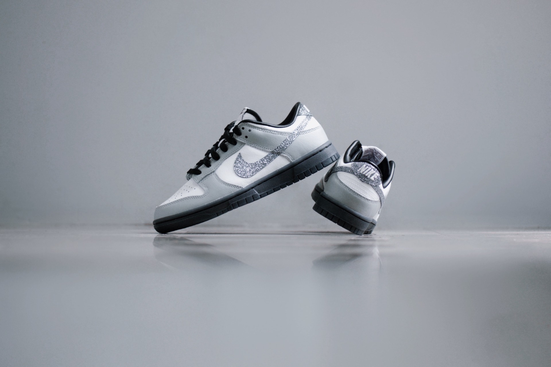 Glitter Swoosh