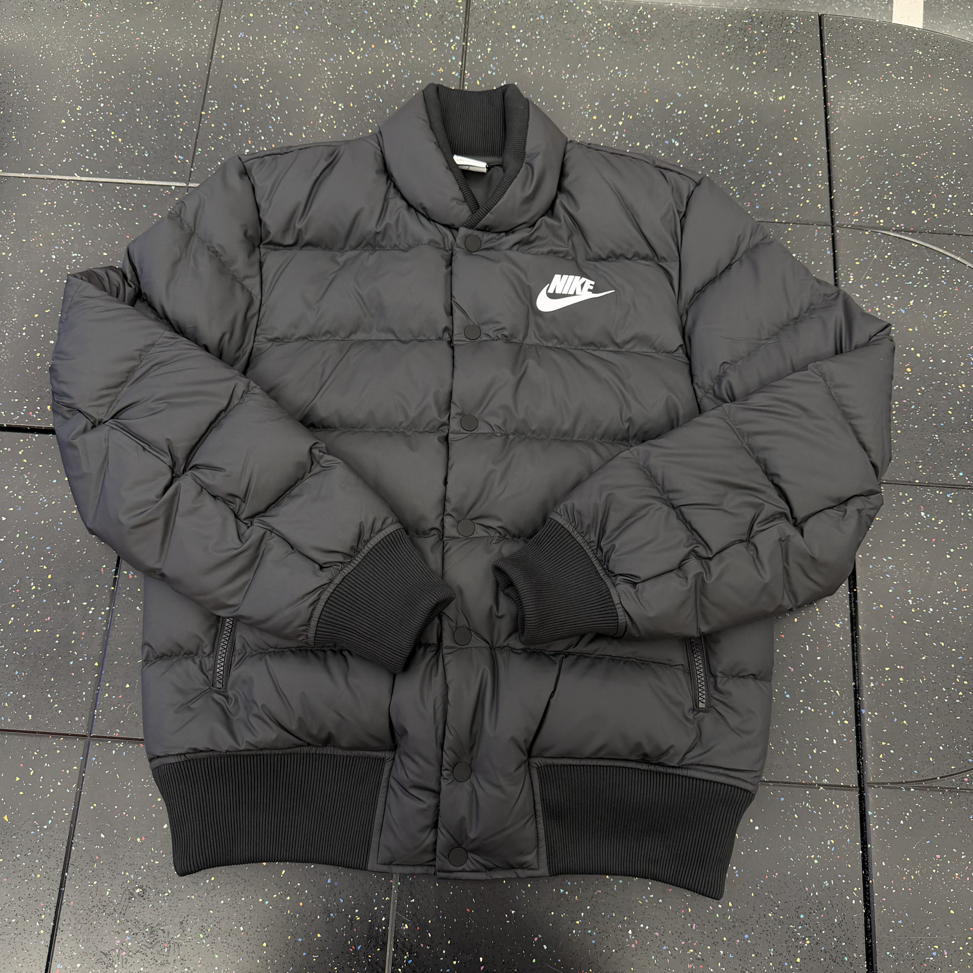 Nike黑羽绒服！秋冬叠穿太香啦🥳