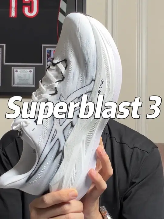 Asics Superblast 3 开