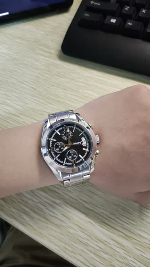 银色表带绝了！大气手表百搭又精准💫