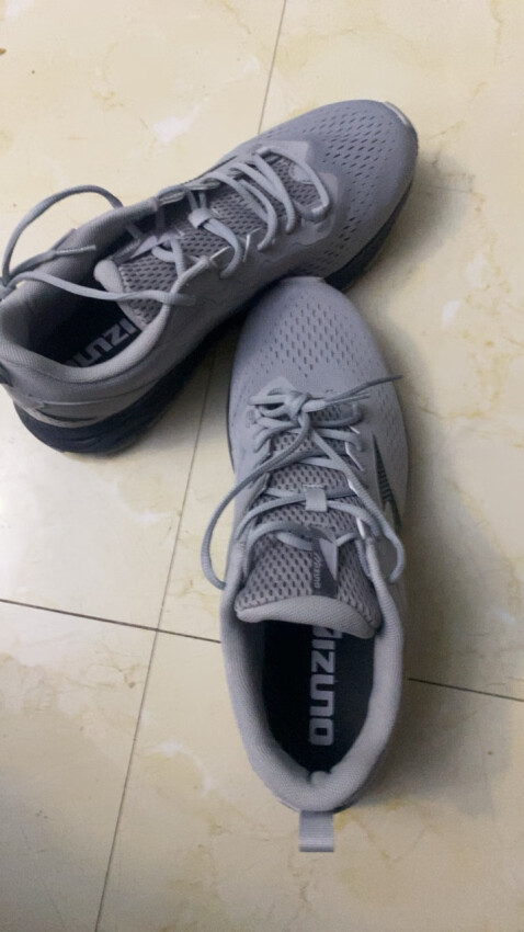 美津浓Racer：通勤党的踩屎感神器！👟💨