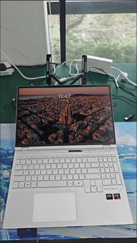 璃光白绝了！蛟龙 16 Pro 真香