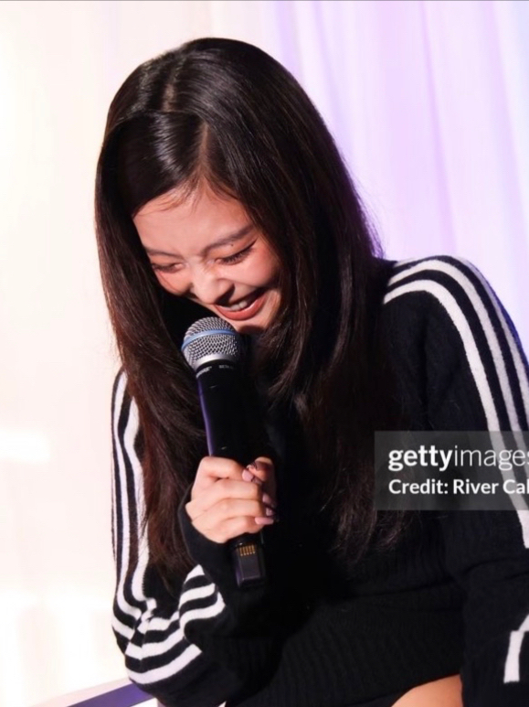 阿迪天使👼🏻Jennie出席洛杉矶联名活动