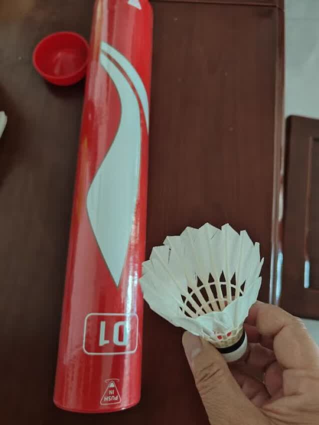 这款羽毛球也太好打了吧