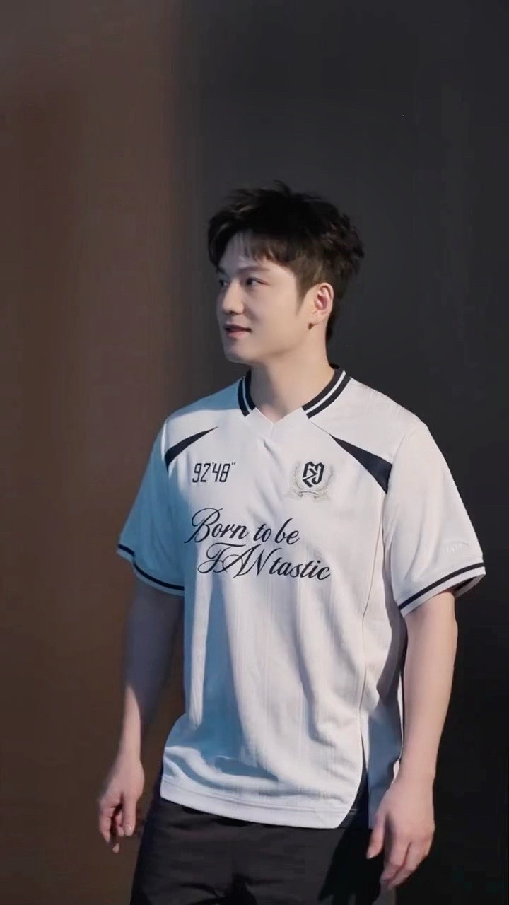 安踏｜樊振东系列春夏款来袭 💙