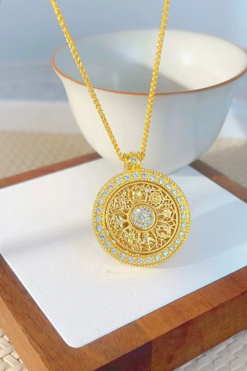 大生八宝罗盘 S925 银项链：金色华光下的魅力传奇🎁🎁🎁🎁
