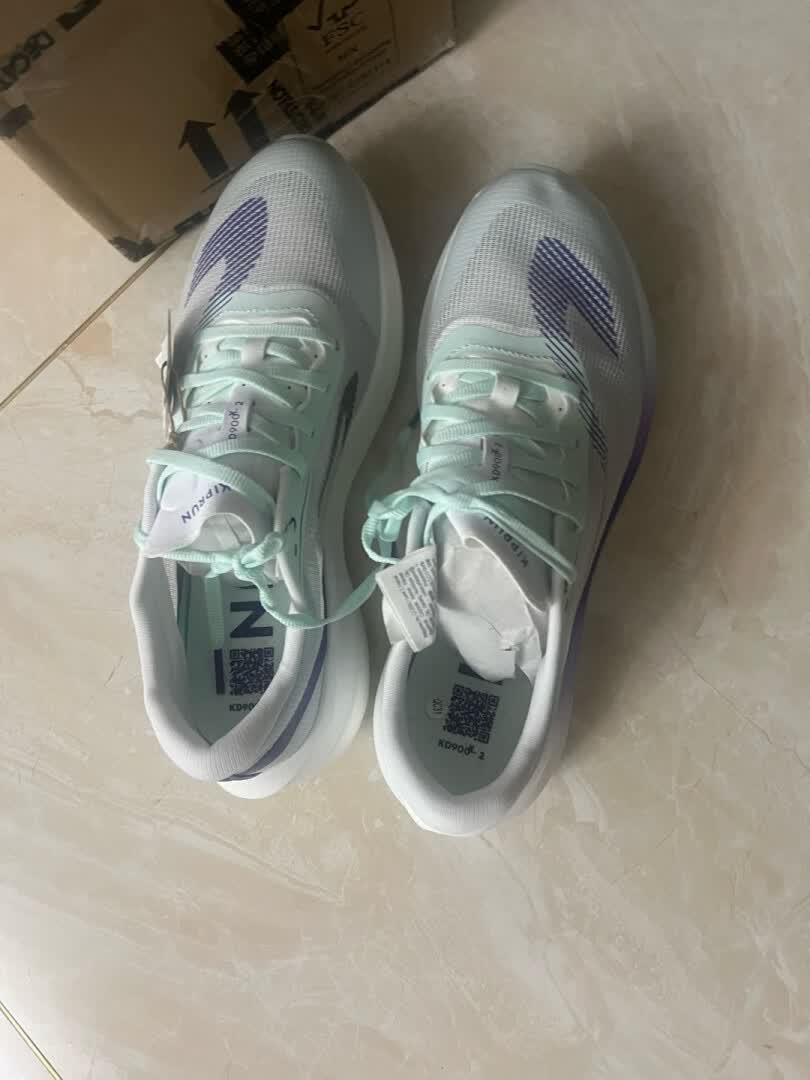 迪卡侬 KD900 x2，碳翼加持的竞速利器