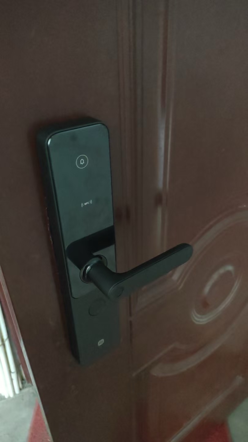 智能家具也算用上啦😭