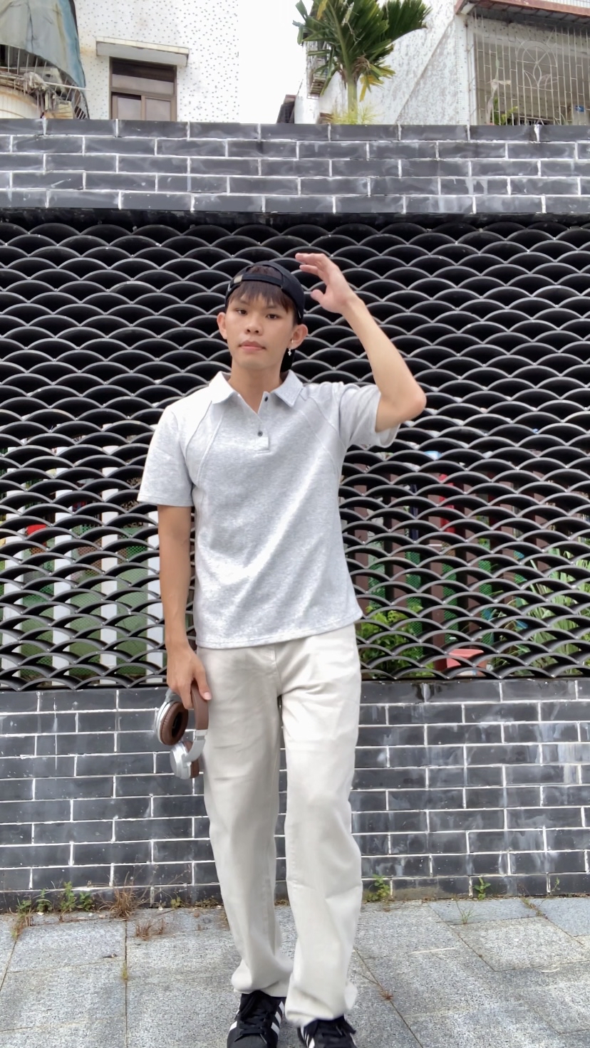 谁说polo老气？灰色款拿捏复古少年感🤟