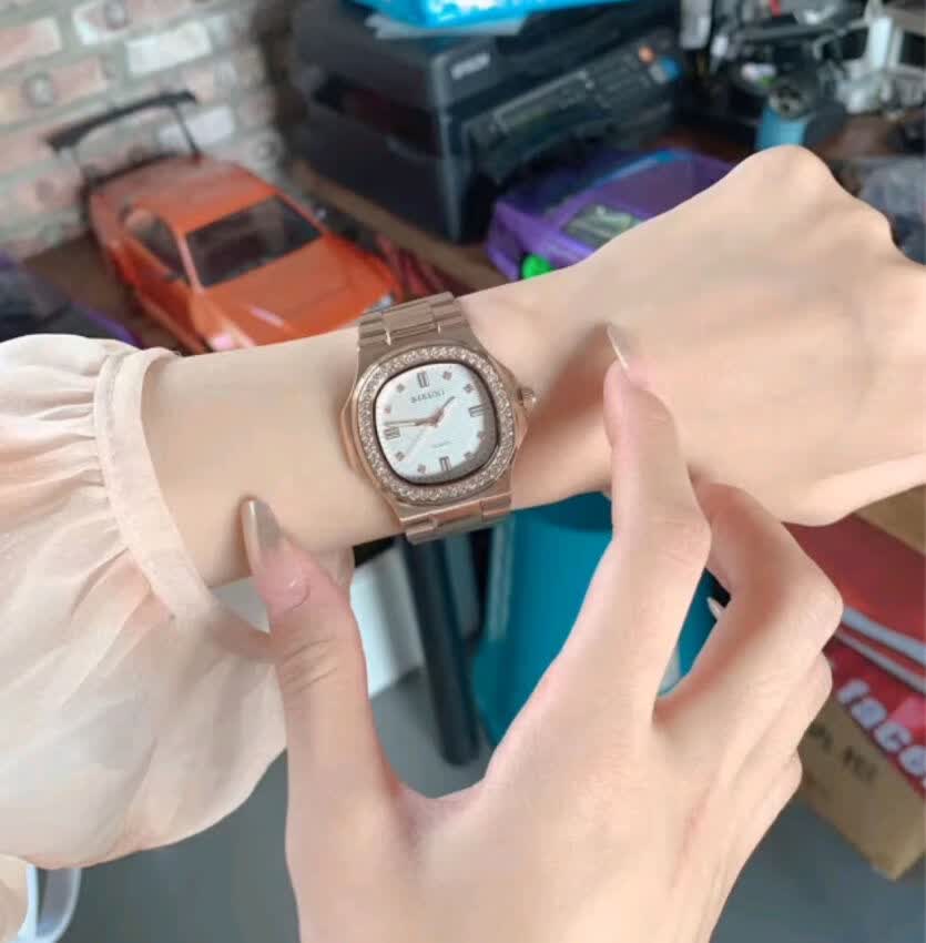 一眼万年女表美哭我