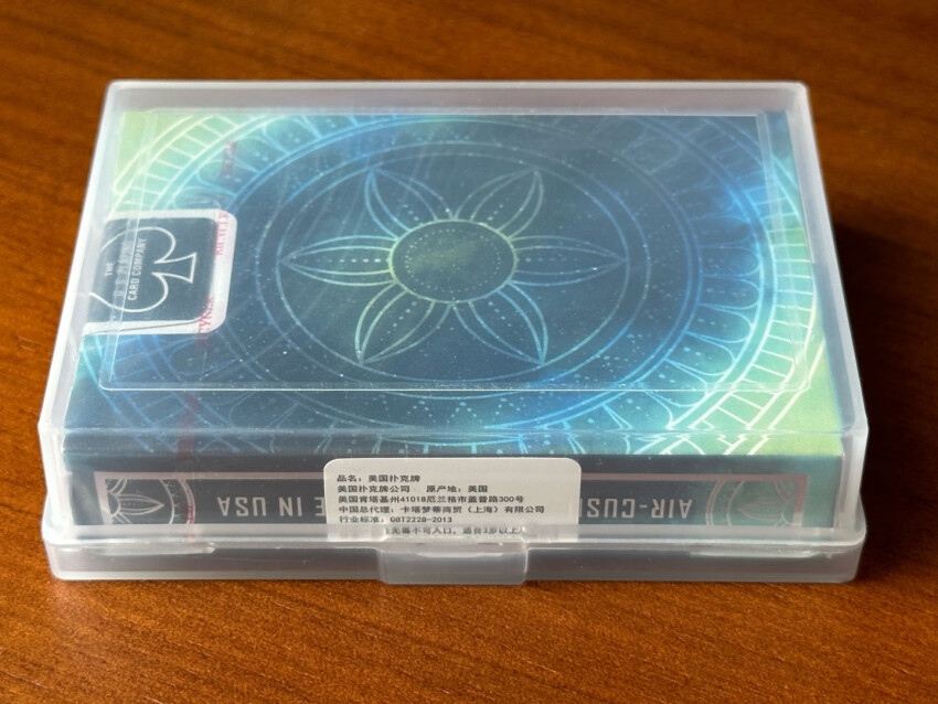 超适合送礼的小众精致扑克牌
