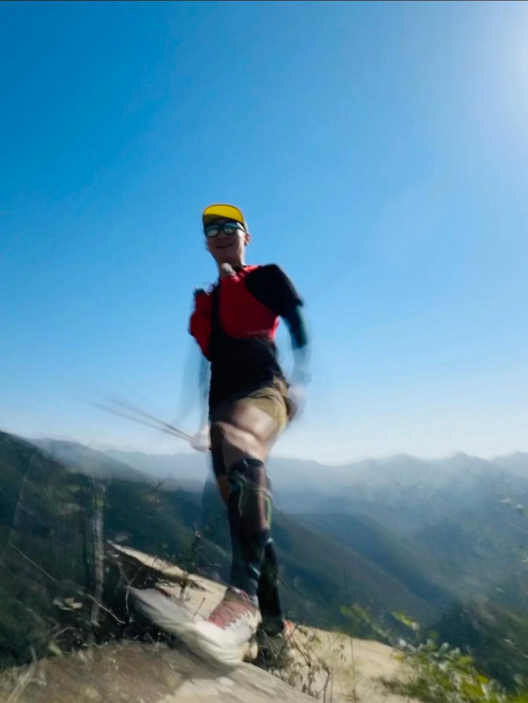 在上班和上进中选择上山