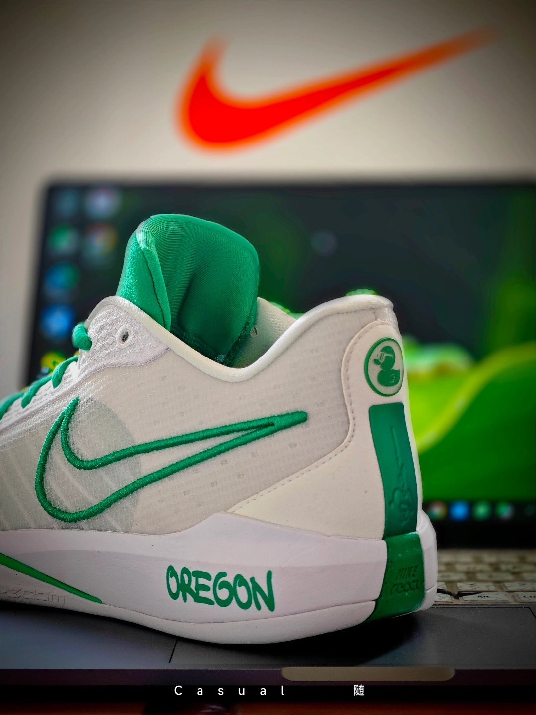 喜欢俄勒冈配色 | 那就订制一双吧