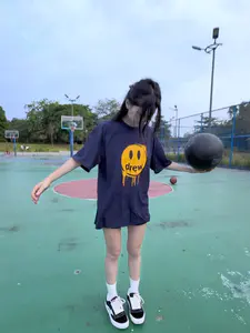 夏日美式穿搭|Drew泼墨笑脸短袖封神💗打篮球的女生🏀