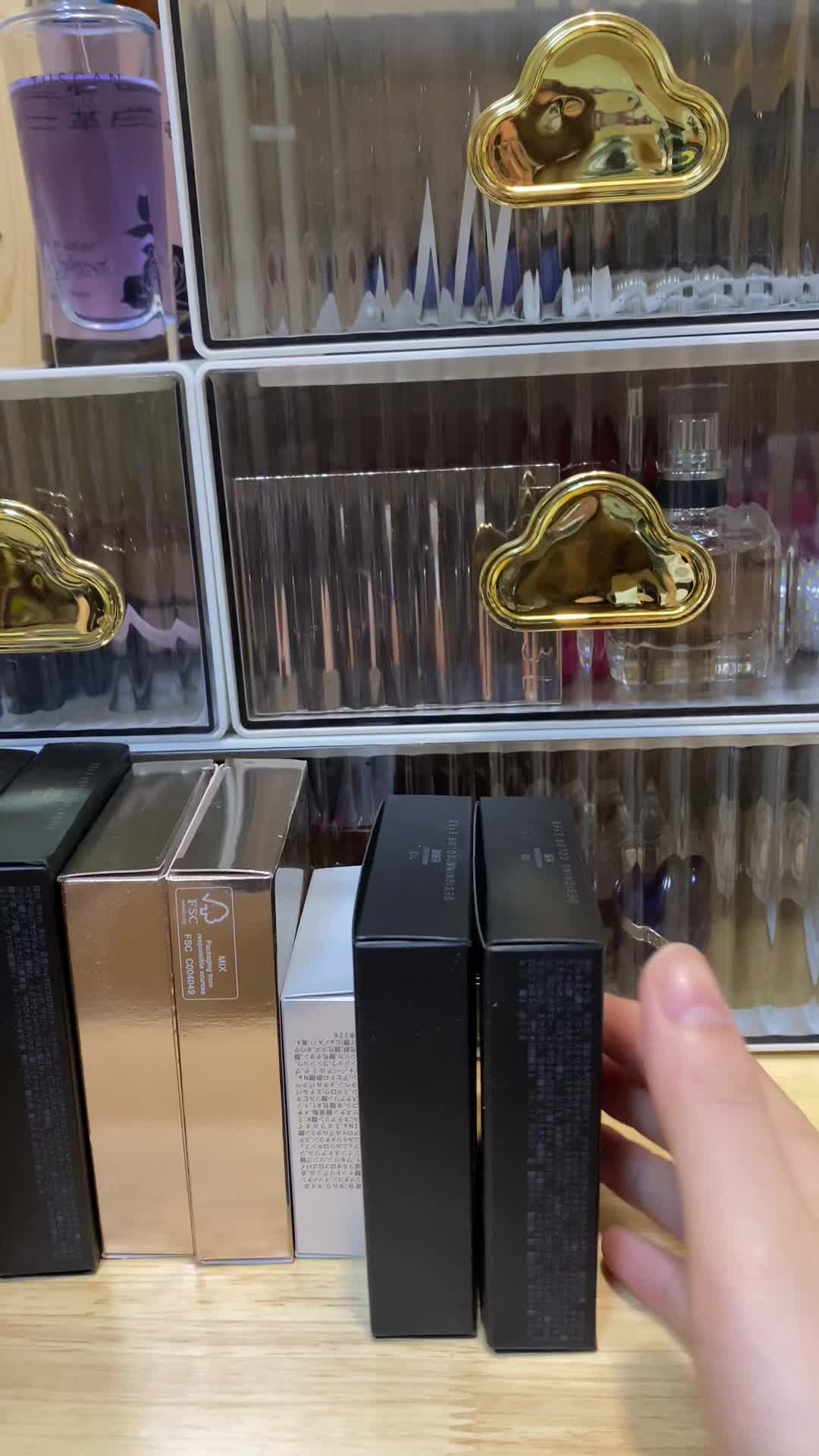 那些值得一囤的《日系》眼影盘