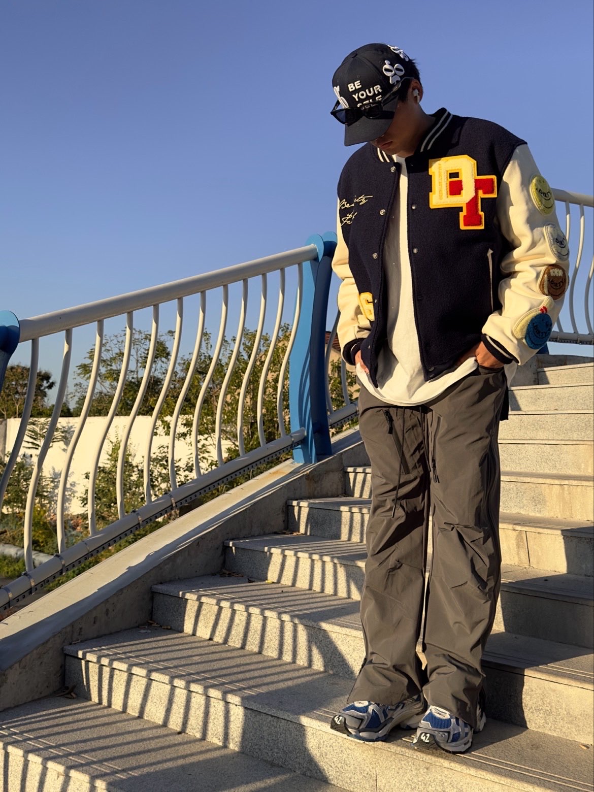     尘封半年的得体棒球服终于可以穿了
