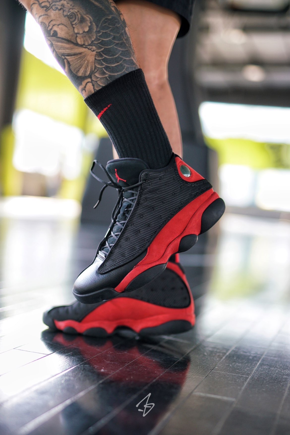 提到经典的黑红配色球鞋那必然有aj13黑