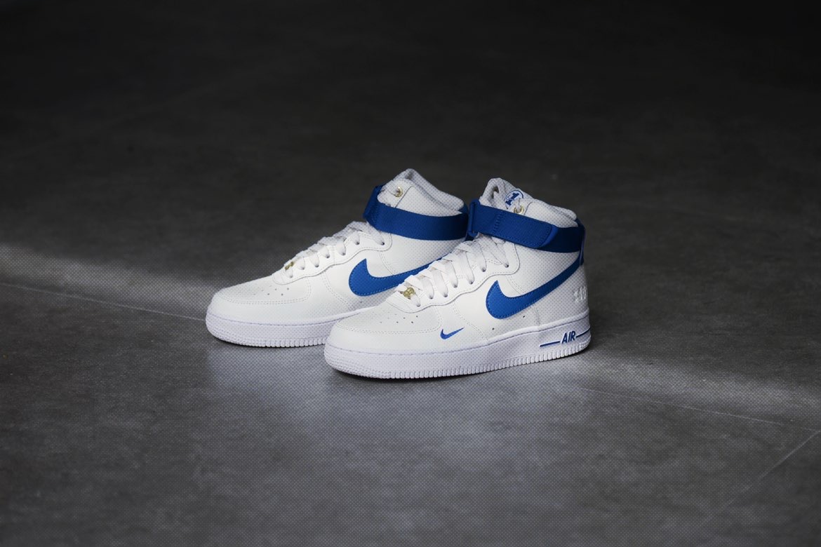 为了庆祝 Air Force 1 的 4