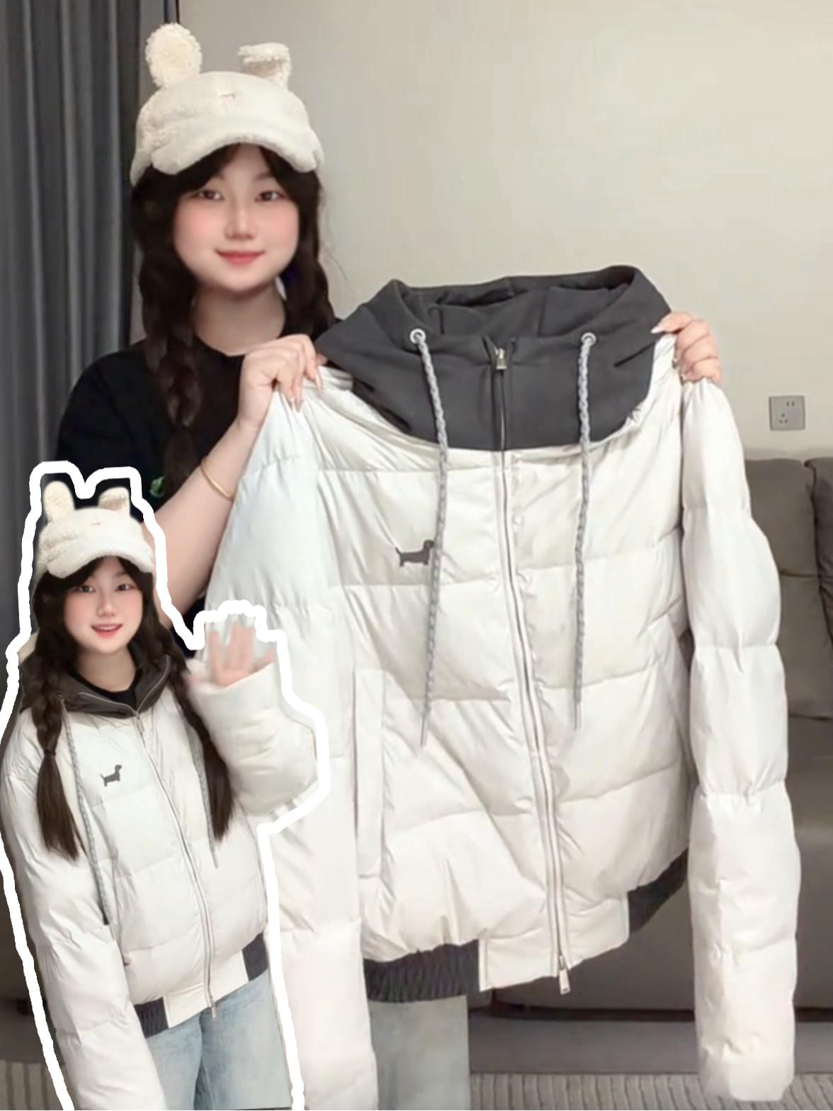 💭浅浅期待冬天⛄️好喜欢这件浅灰色拼接羽绒服～