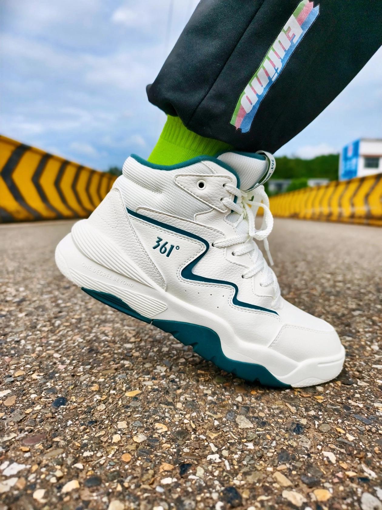 361°高帮板鞋👟秋冬想要保暖百搭，看看这双！
