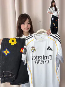拒绝沉闷看球装,用adidas皇马球迷版玩转高街叠穿
