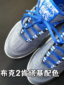 原来是野猫🐱,我还以为是狮子🦁