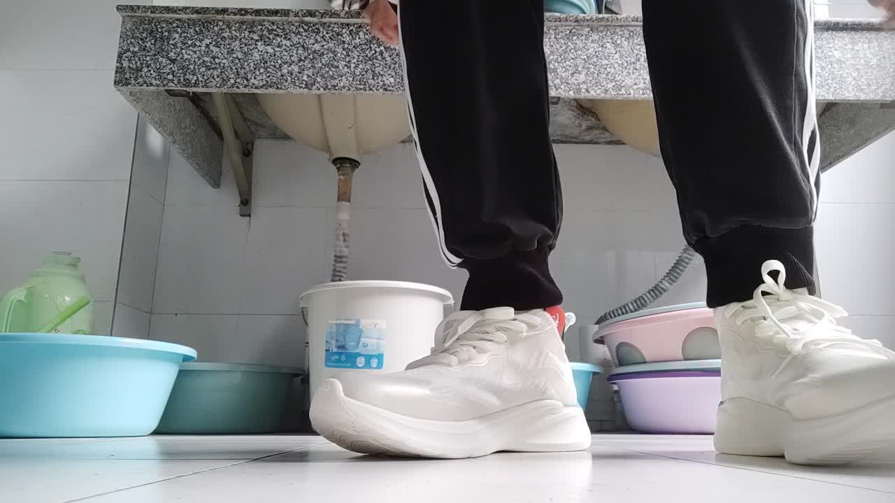 刚买的时候拍的 现在跑了58公里了 自己