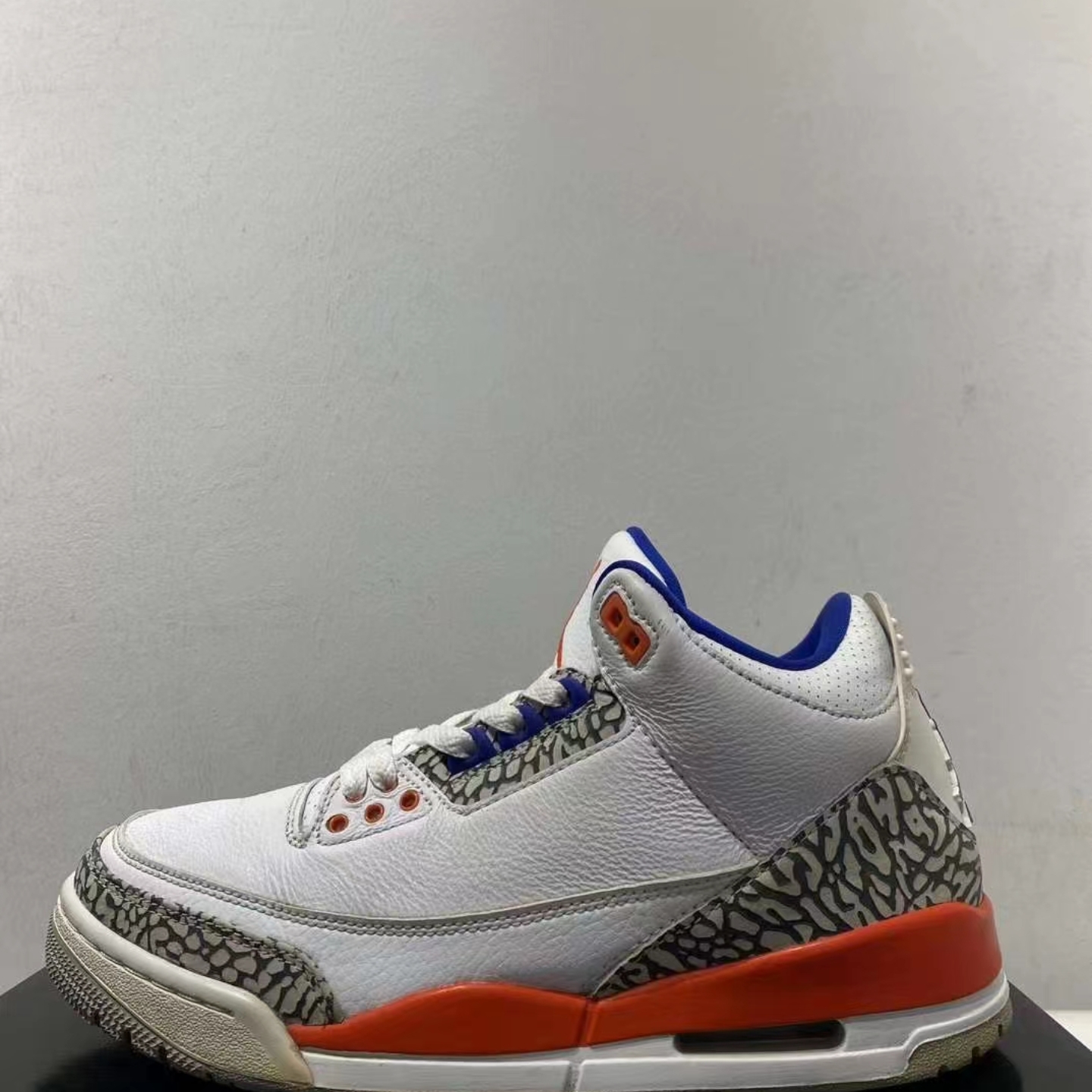 今天看到这双鞋，想到几年前AJ3还没有像