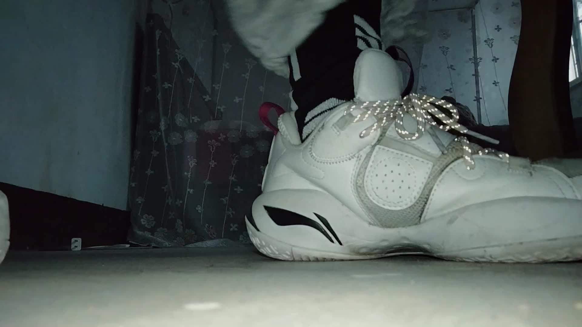 全城8挺帅的就是脚踝有点松松的