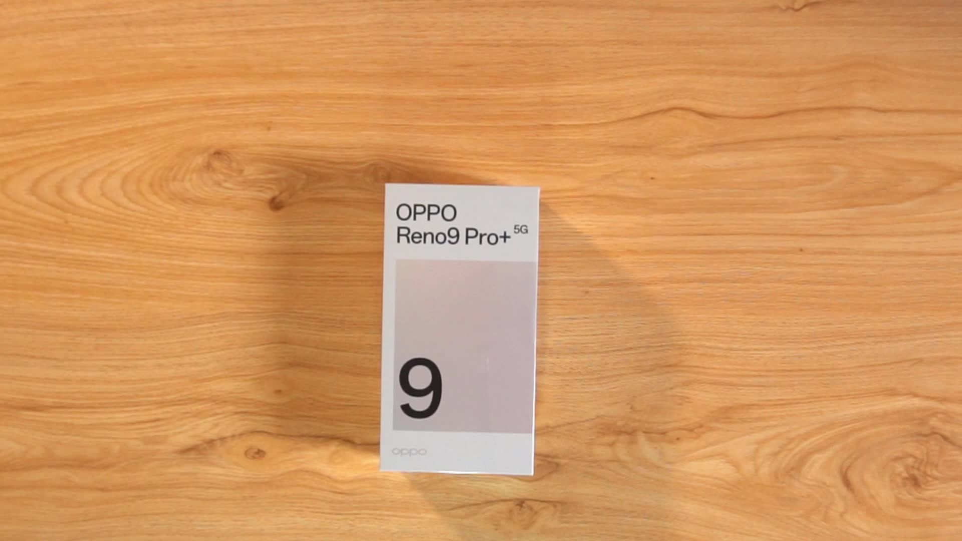 第一时间开箱OPPO Reno9Pro+