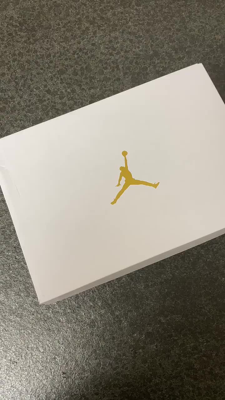 👟球鞋名称:
Air Jordan 3