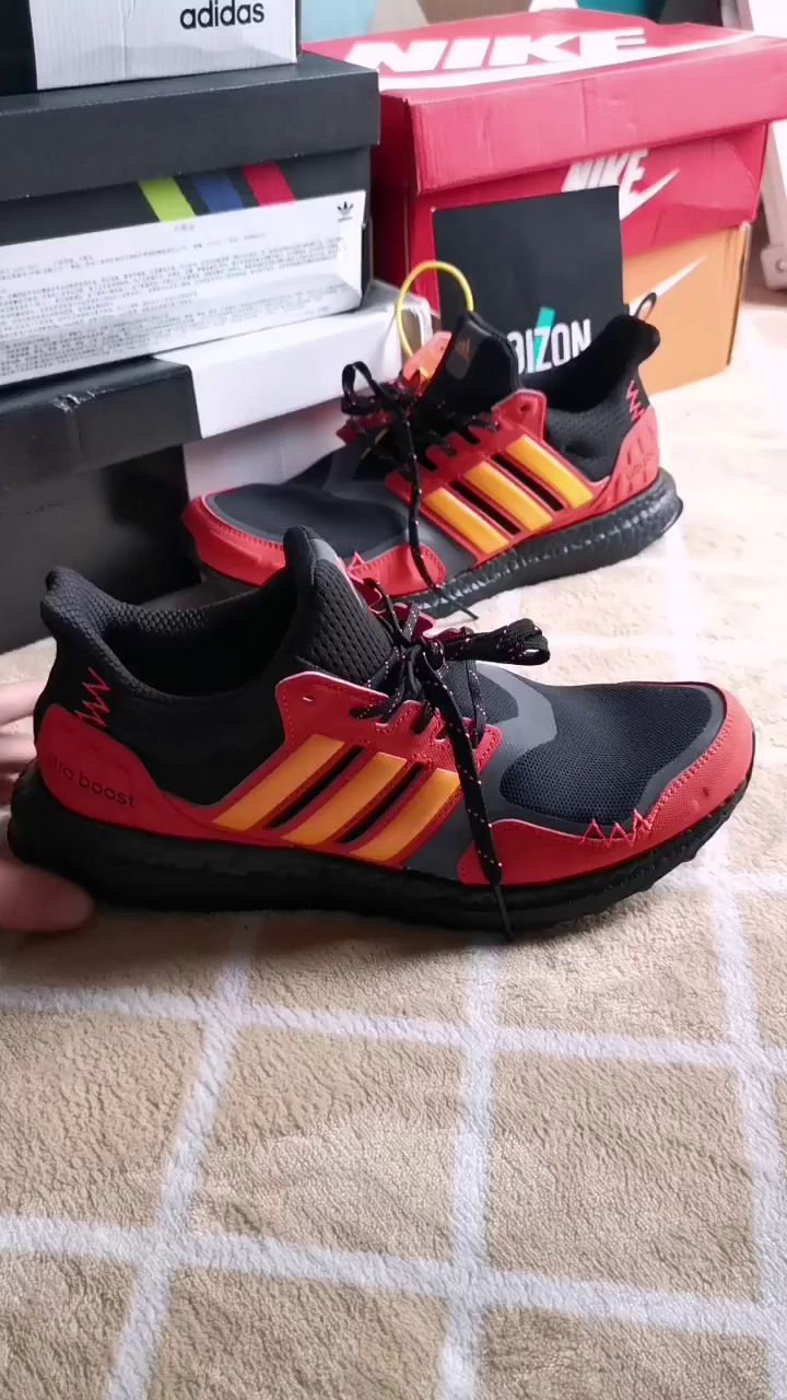 #adidas 今天给大家拍下试穿的效果