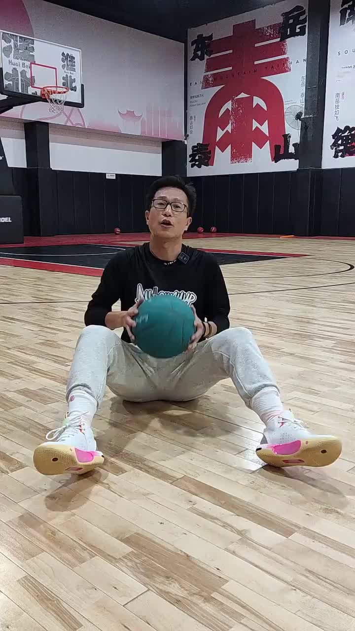 这双幻影4是我和闪击9一起入手的，咱就是
