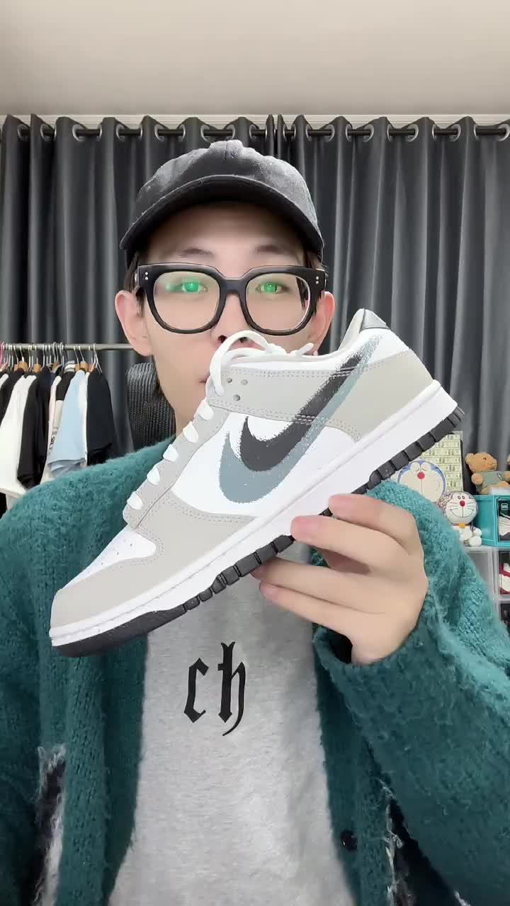 叠印dunk还挺有意思的就是logo不够