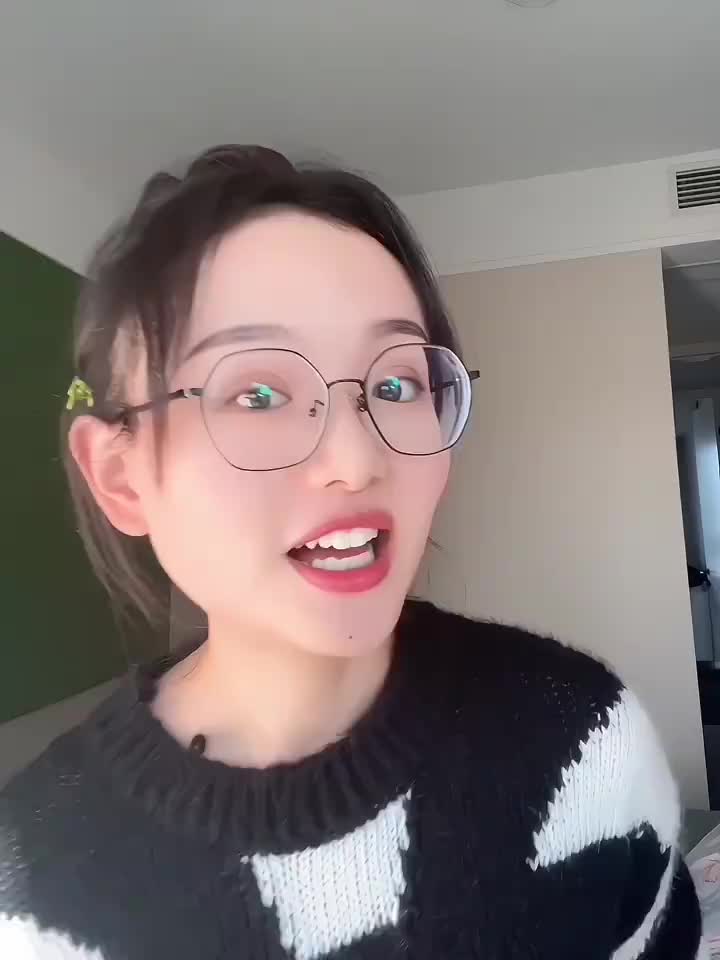 润唇膏红黑榜⭐️干唇爱用淡化唇纹❗️口红打底