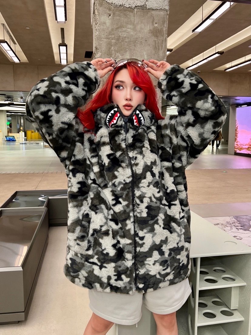 最近入手了美国潮牌SPRAYGROUND